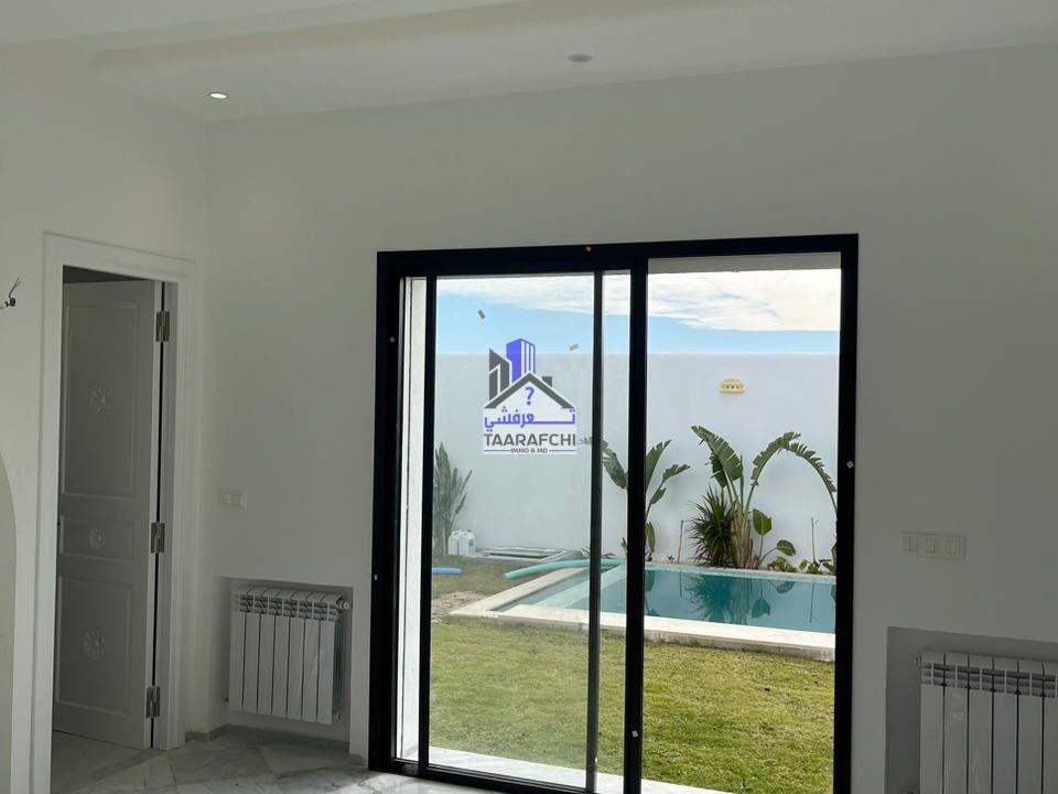 b9aaae1b-6792-4fc4-8226-270bbc16644f