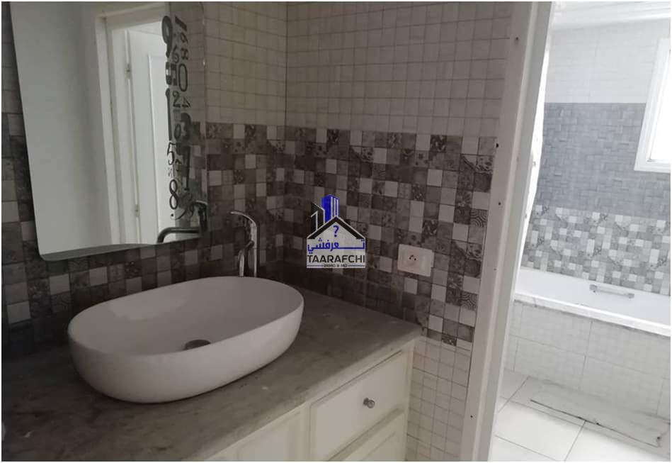 baca9a02-bd8b-4d52-b5a6-079ce0c954cc