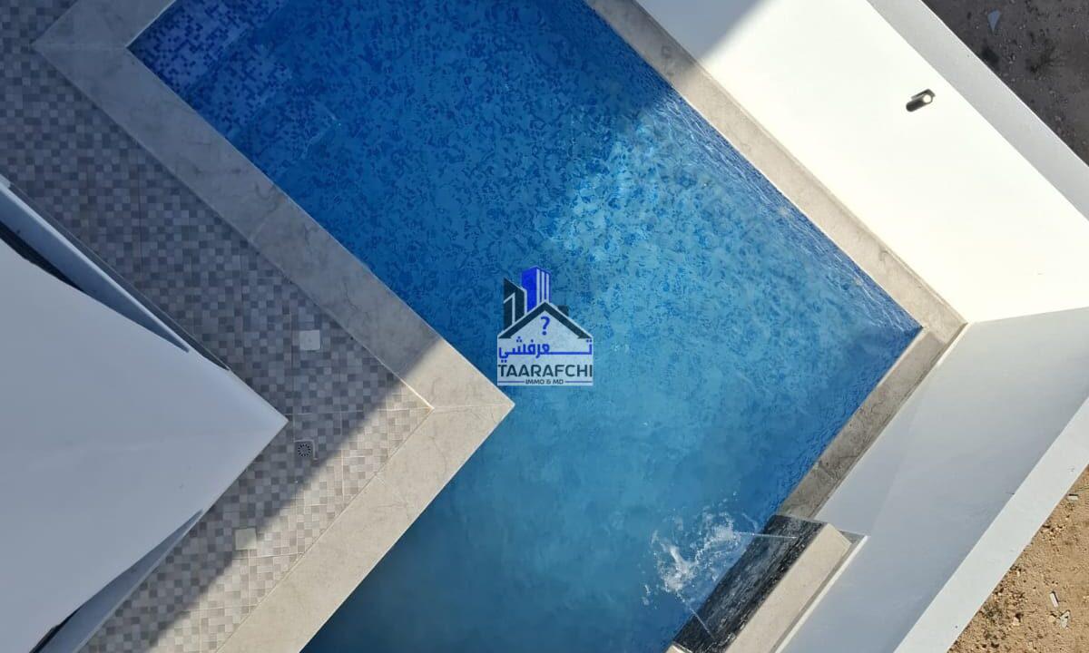 fc559a34-7d23-4acd-8d40-881f60d92362