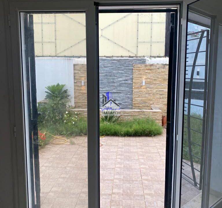 ea065885-6c5e-423c-adf3-695d68ad40f1